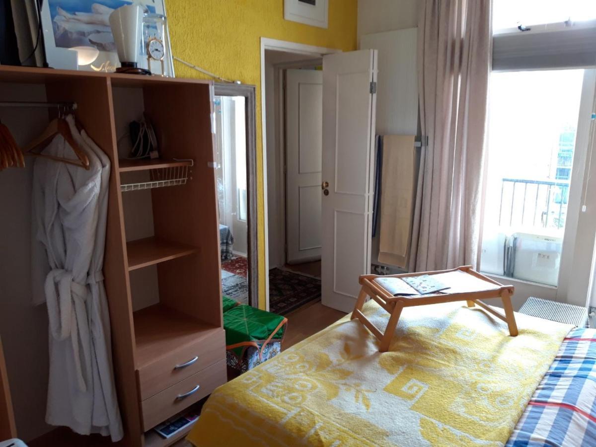 Homey Budget Bedroom アムステルダム エクステリア 写真